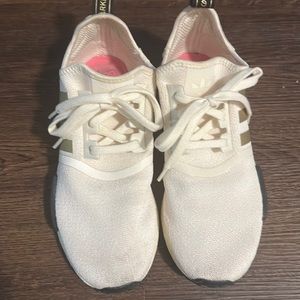 Adidas boost - cream and pink